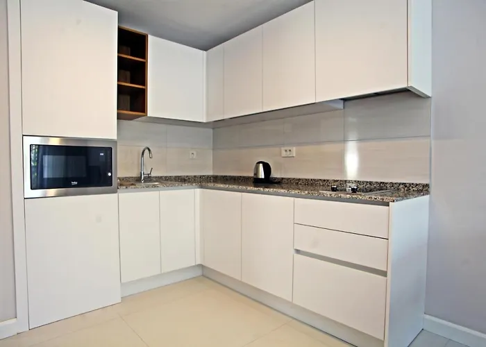 Queen Residences &
