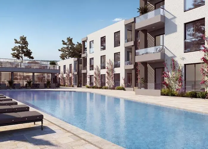 Апарт-отель Queen Residences &