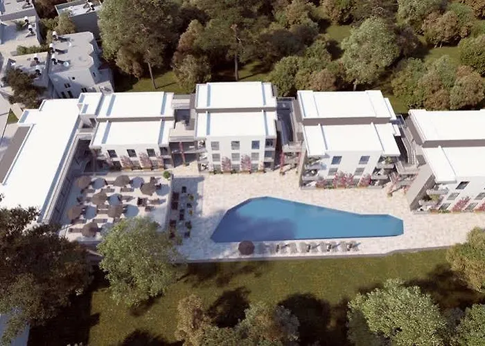 Queen Residences & Apartmanhotel 4*