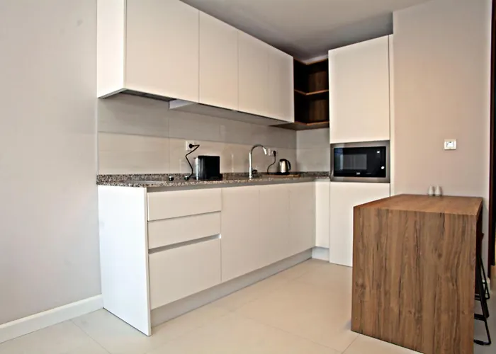 Queen Residences &