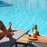 Queen Residences & Hotel de apartamente