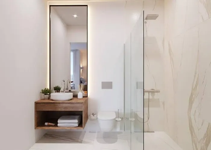Queen Residences &
